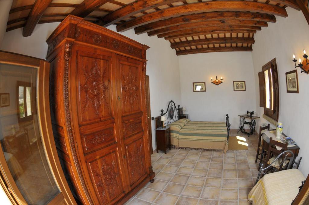 Agriturismo Borgo Di Pietra Bianca Ериче Екстериор снимка