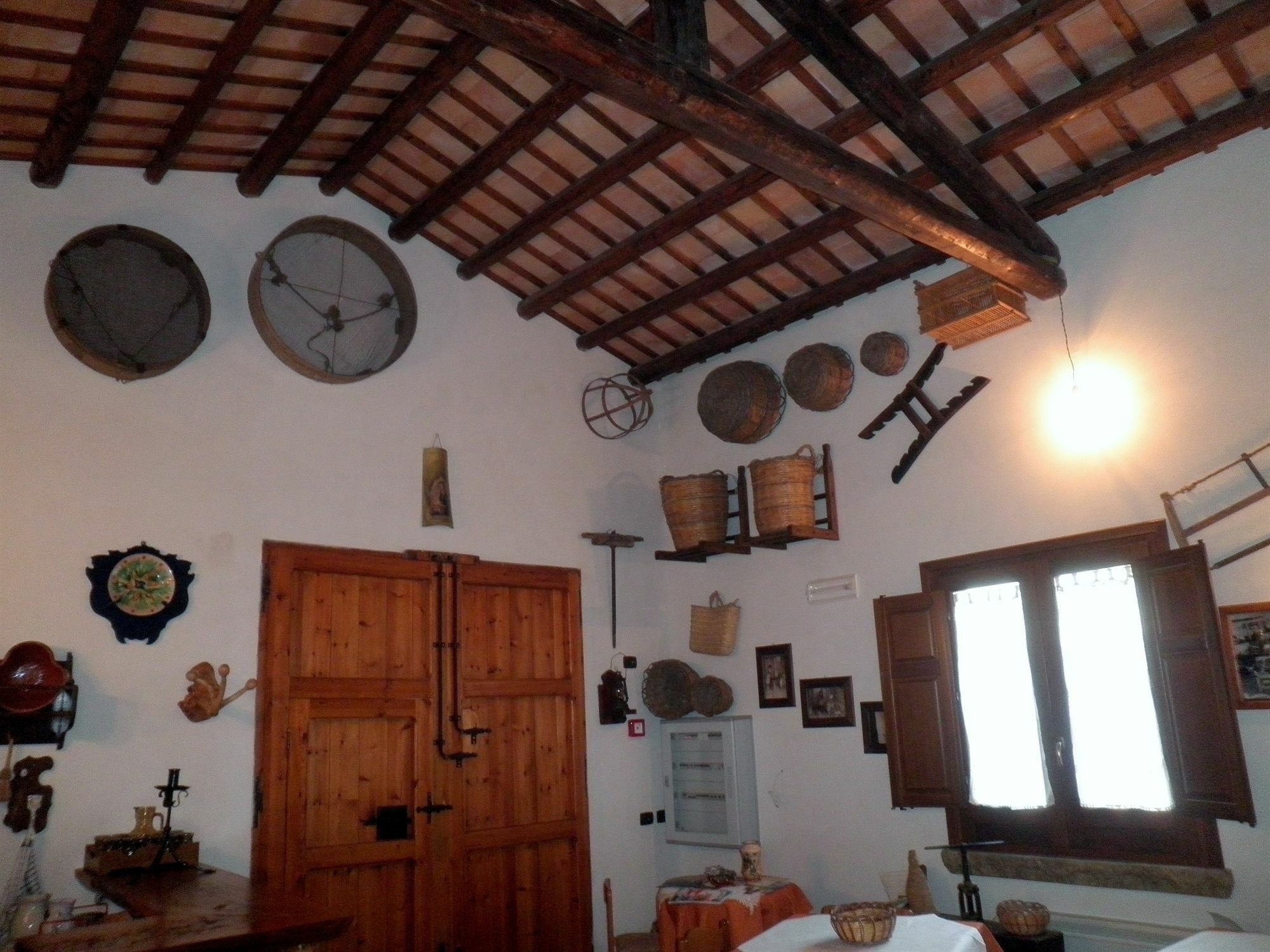 Agriturismo Borgo Di Pietra Bianca Ериче Екстериор снимка
